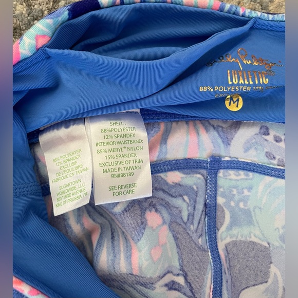 Lilly Pulitzer Women’s Medium Luxletic Tamara legging in Twilight Blue Scale Up - Picture 15 of 16